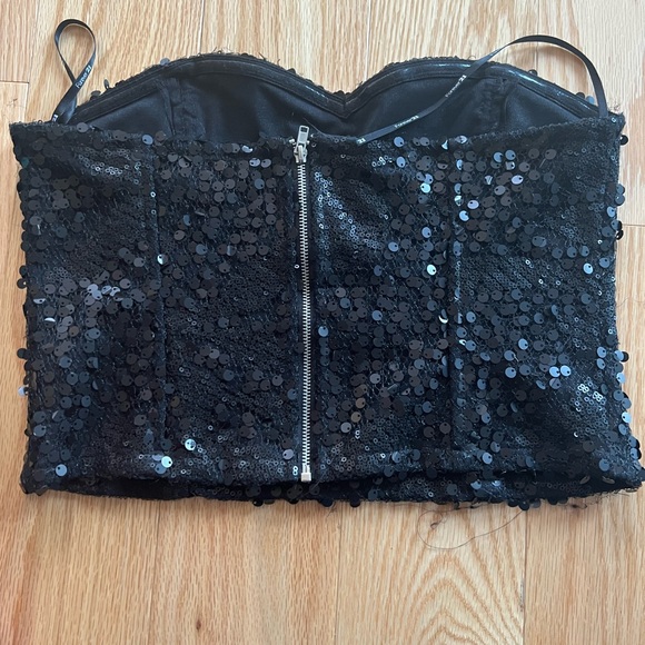 Forever 21 sequence top size medium - Picture 2 of 2